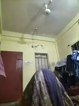 Snapshot of naxus@xh chatting on 10-08-25, 07:44 naxusxh online show from 10-08-25, 07:44