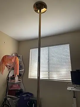 Evie-Luna online show from 12-19-25, 07:10