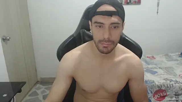 Snapshot of samuelgarcia_ chatting on 06-23-26, 03:26 samuelgarcia online show from 06-23-26, 03:26