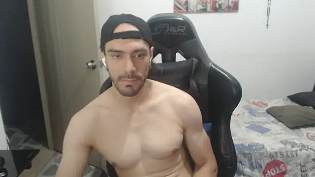 Snapshot of samuelgarcia_ chatting on 07-25-26, 08:23 samuelgarcia online show from 07-25-26, 08:23