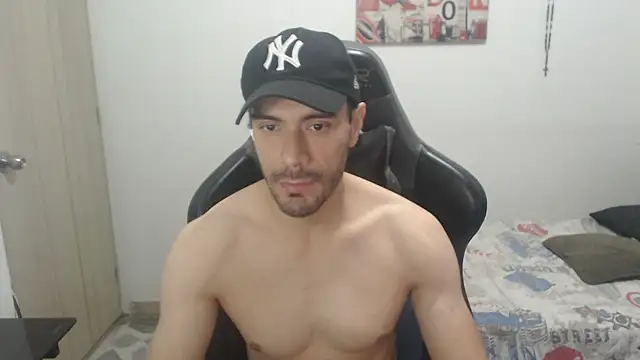 Snapshot of samuelgarcia_ chatting on 08-03-26, 05:17 samuelgarcia online show from 08-03-26, 05:17
