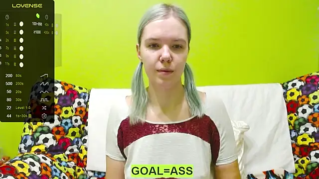 Ultra Meow online show from 02-06-25, 11:58