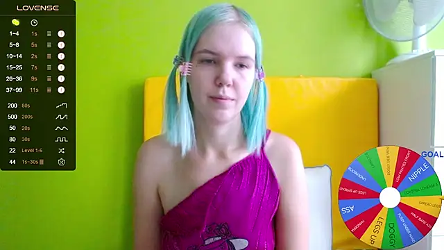 Ultra Meow online show from 10-27-25, 11:03