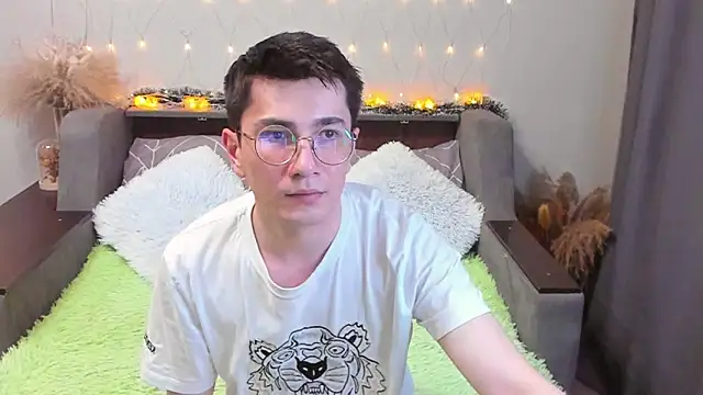 Yumi steve online show from 01-10-25, 11:39