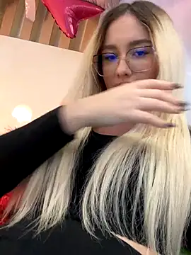 mollyxxx online show from 11-27-25, 04:25