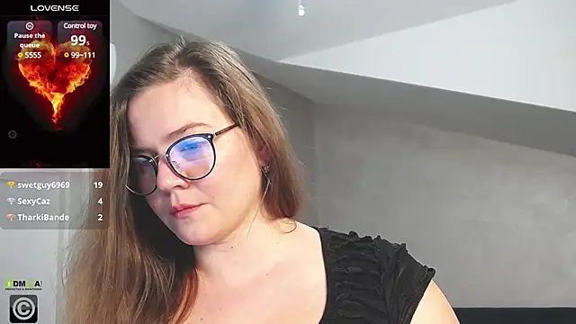 KellyKleine online show from 02-26-25, 08:15