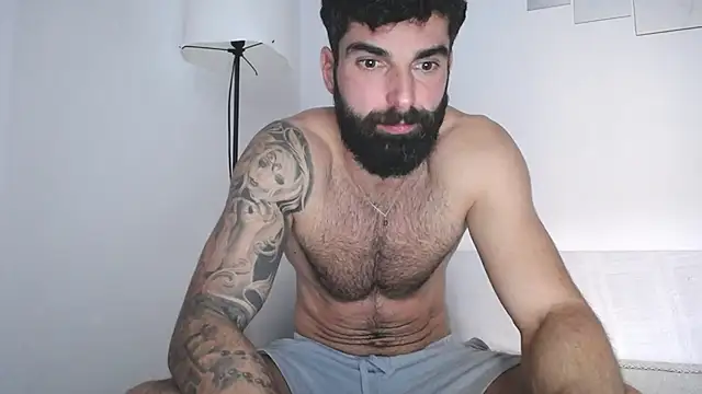 Verycutex online show from 02-20-25, 01:40