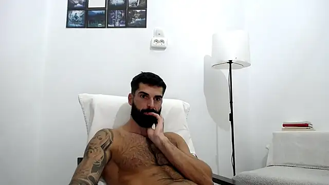 Verycutex online show from 10-13-25, 02:06