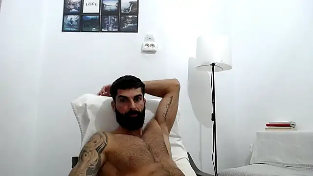 Verycutex online show from 10-23-25, 06:06