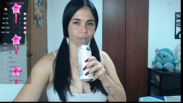 selena ferri online show from 01-03-25, 03:16