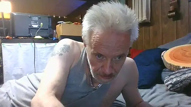 Makowboy online show from 09-26-25, 05:17