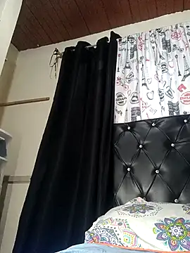 NIKOLE1301 online show from 02-08-25, 10:51