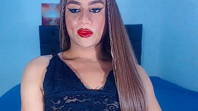 Snapshot of Valenntyna chatting on 10-10-25, 02:21 Valenntyna online show from 10-10-25, 02:21