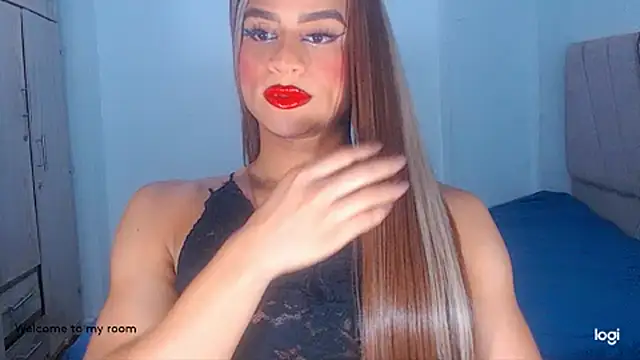 Snapshot of Valenntyna chatting on 05-27-26, 07:33 Valenntyna online show from 05-27-26, 07:33