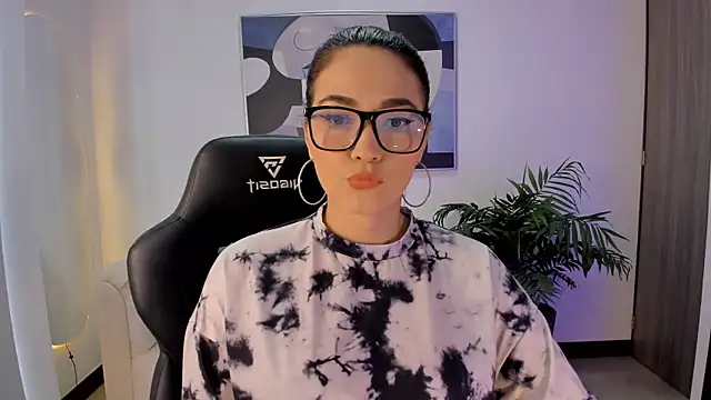 SaraParker  online show from 03-06-25, 03:56