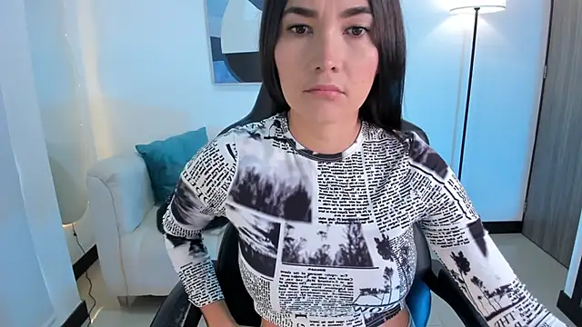 SaraParker  online show from 03-06-26, 01:40