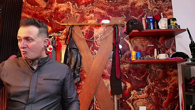 boy n girl online show from 11-16-25, 01:39