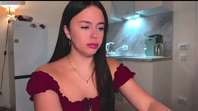 Megan Nilson online show from 01-05-25, 01:03