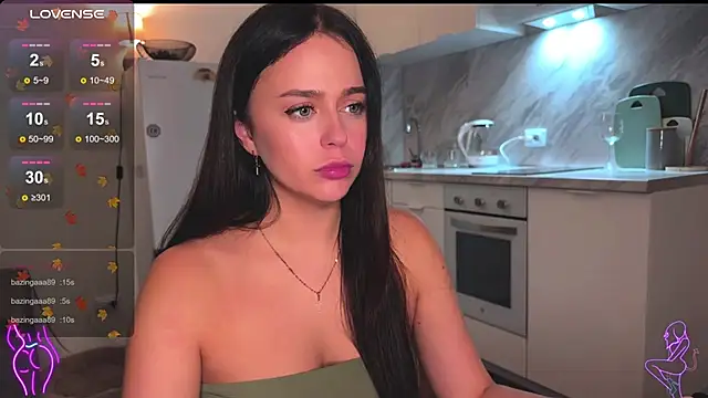 Megan Nilson online show from 01-11-25, 01:06