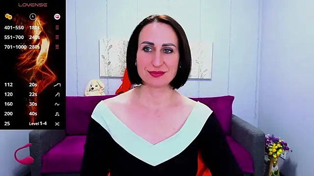 Nia Smithh online show from 02-19-25, 06:10