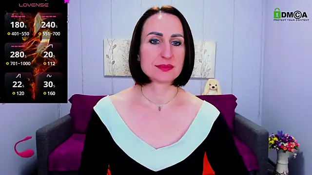 Nia Smithh online show from 03-06-25, 12:41