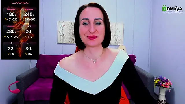 Nia Smithh online show from 03-07-25, 01:07