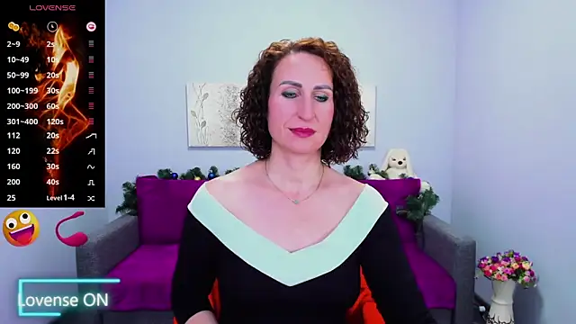 Nia Smithh online show from 12-18-25, 02:01