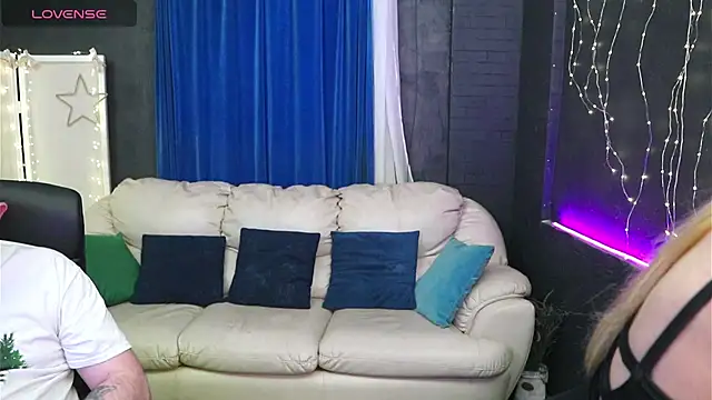 Snapshot of AlisaAleksandr chatting on 03-13-25, 07:50 AlisaAleksandr online show from 03-13-25, 07:50