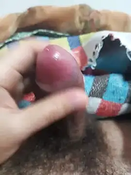 Snapshot of Ummfuss1 chatting on 02-21-25, 01:22 Ummfuss1 online show from 02-21-25, 01:22