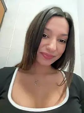 Snapshot of _MiaQueen_ chatting on 03-15-25, 12:15  MiaQueen  online show from 03-15-25, 12:15