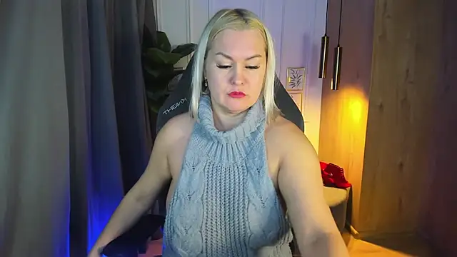 YolandaKiss online show from 02-01-25, 08:16