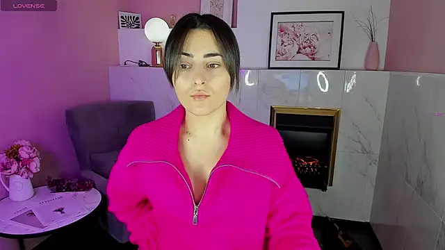 KylieMellow online show from 02-04-25, 05:21