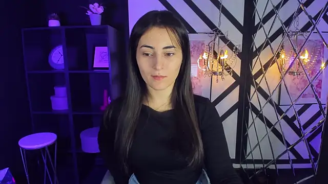 KylieMellow online show from 03-11-25, 05:38