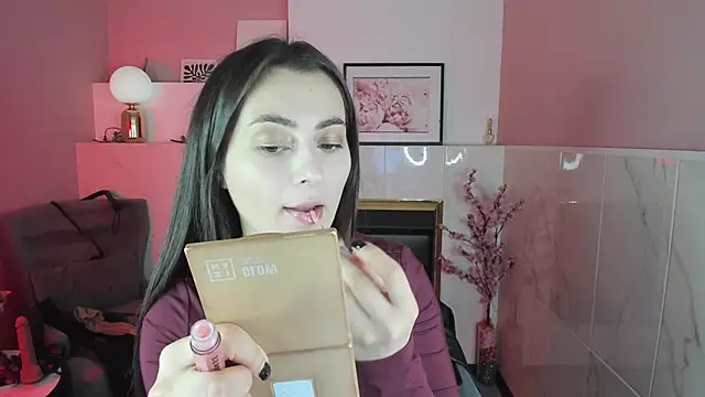 KylieMellow online show from 09-25-25, 02:10