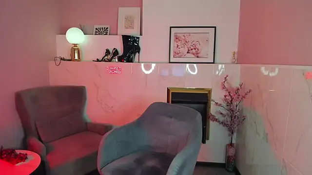 KylieMellow online show from 10-12-25, 05:39