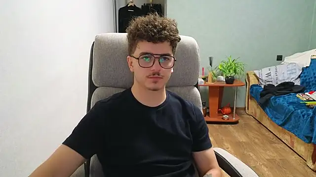 Remy Miles online show from 11-10-25, 02:05