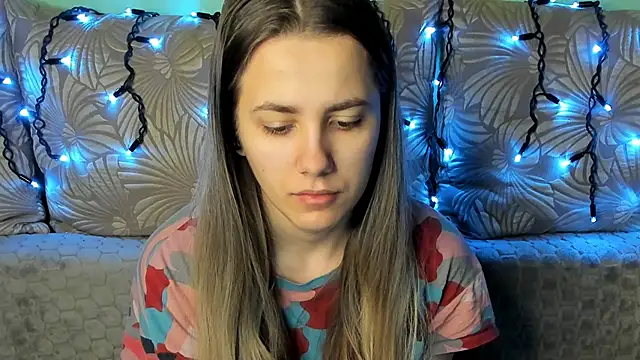 MaggieCake online show from 02-04-26, 04:29