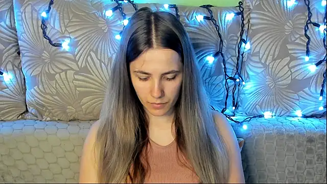 Snapshot of MaggieCake chatting on 07-03-26, 02:18 MaggieCake online show from 07-03-26, 02:18