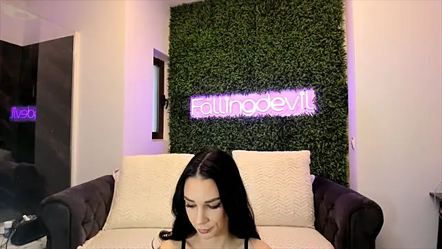 realhotfallingdevil online show from 02-10-25, 09:25