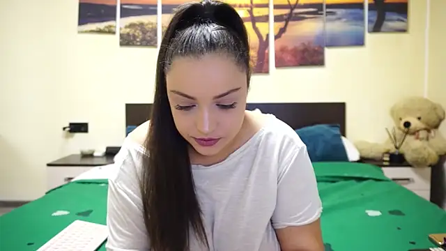 adelline online show from 11-26-25, 09:49