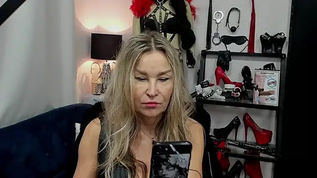 crystaLUX online show from 12-20-24, 06:40