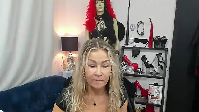 crystaLUX online show from 10-17-25, 05:54