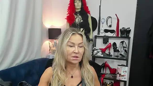 crystaLUX online show from 10-21-25, 04:13