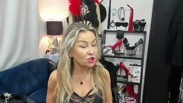 crystaLUX online show from 11-04-25, 05:28