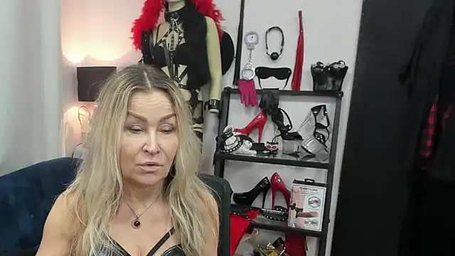 crystaLUX online show from 02-18-26, 05:25