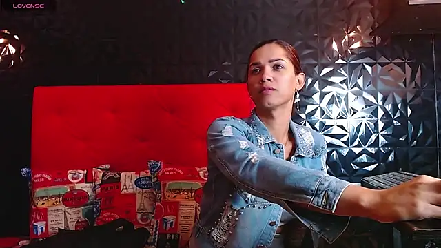 PINK  LOLA1 online show from 02-05-25, 10:33