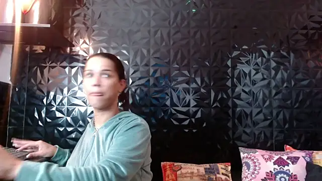 PINK  LOLA1 online show from 10-09-25, 12:52