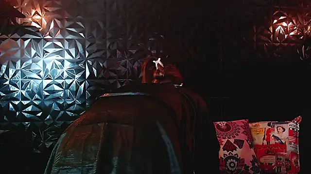 PINK  LOLA1 online show from 12-18-25, 08:04