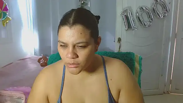 Selenna01 online show from 09-22-25, 01:13