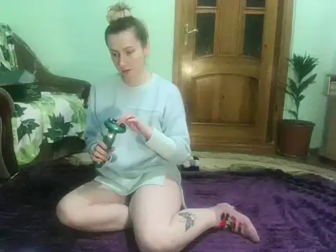 Snapshot of AngelTough20 chatting on 02-11-25, 08:52 AngelTough20 online show from 02-11-25, 08:52